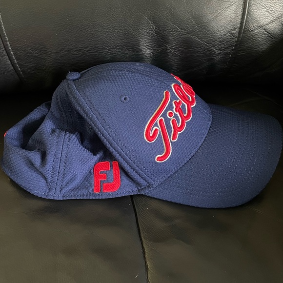 Titleist Hat - Picture 2 of 6